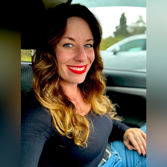 Meet your Posher, Crystal - Picture 1 of 1